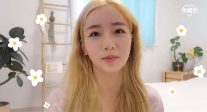 11 Tutorial Daily Makeup ala Bomi Apink, Mudah Diikuti