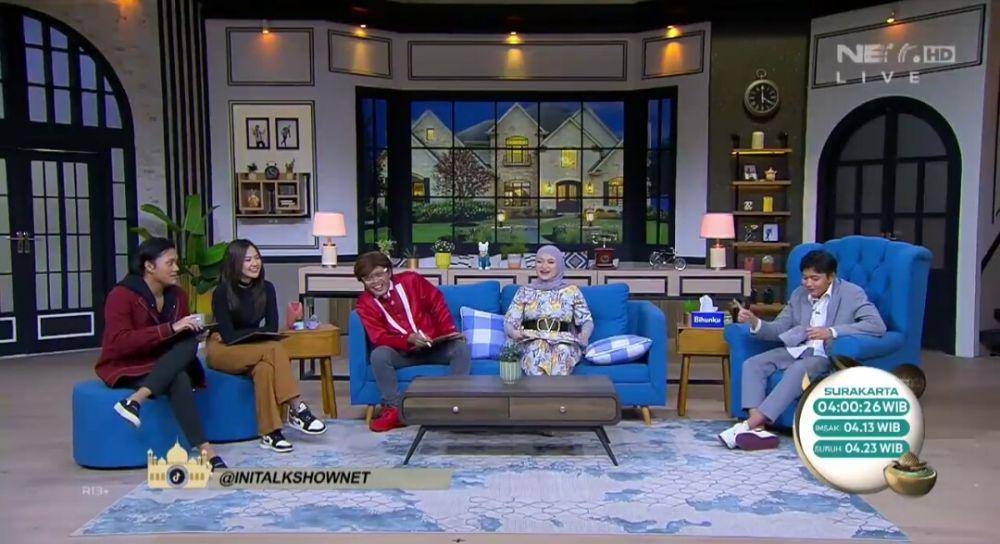 potret Rizwan Fadilah pertama kali jadi host di tv (dok. youtube.com/Ini Talk Show)
