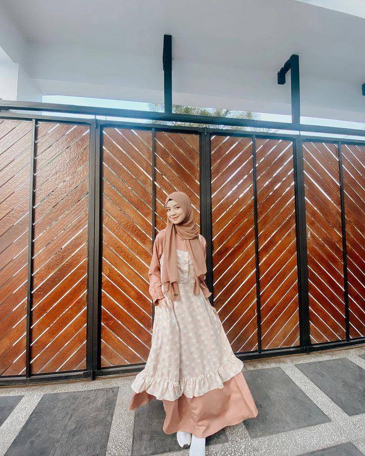 Outfit buka bersama (instagram.com/nashwaaaz)