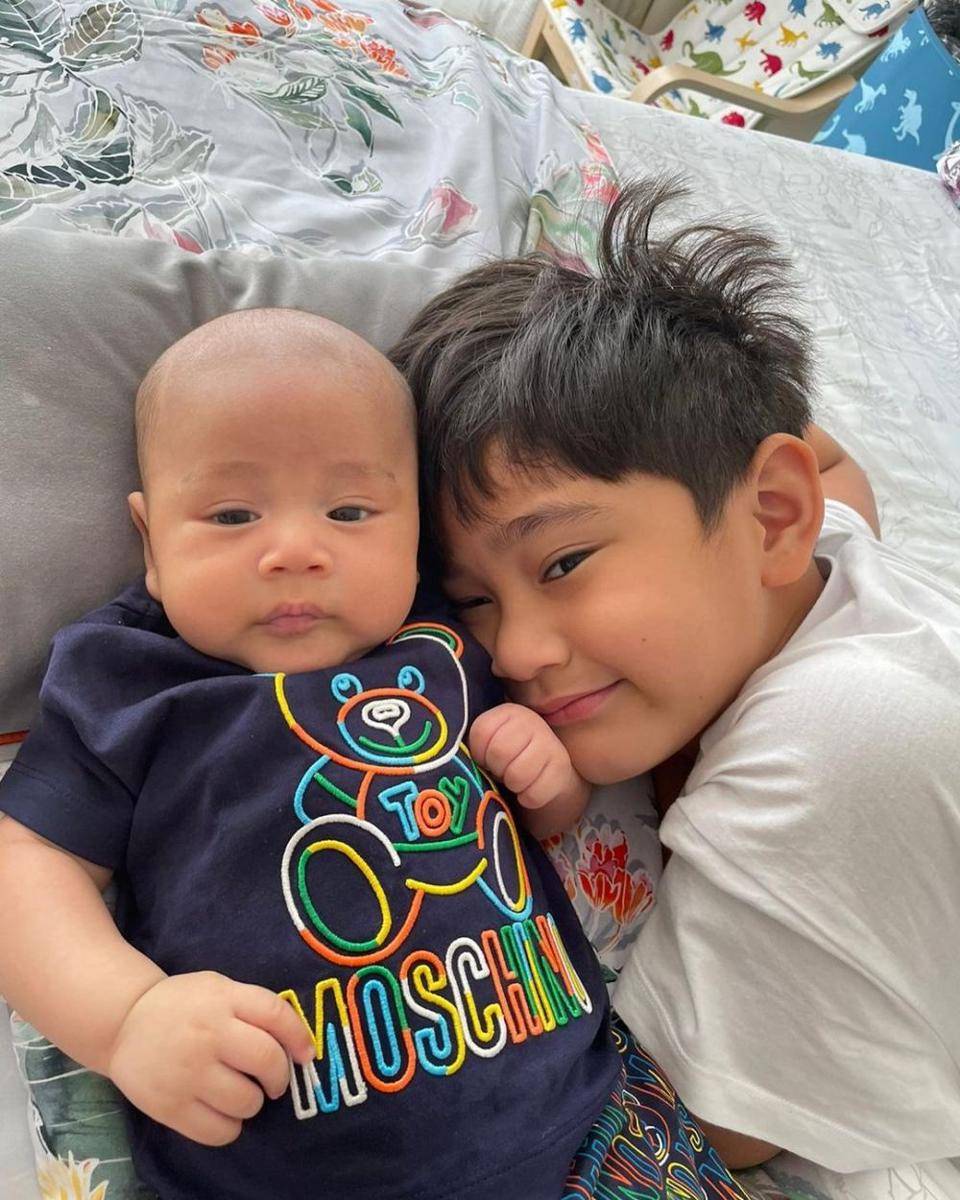 Rafathar dan Rayyanza Malik Ahmad (instagram.com/raffinagita1717)