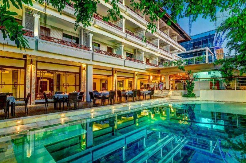 Rekomendasi Hotel di Dekat Pantai Kuta (booking.com)