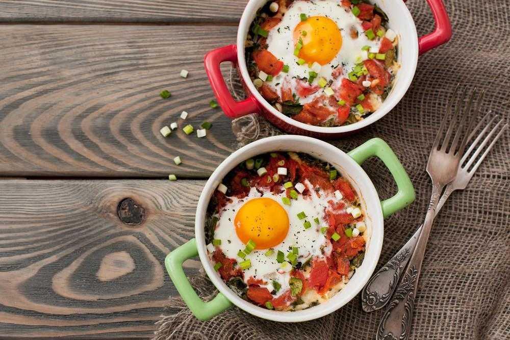 Resep Telur Panggang Mozzarella, Menu Simpel yang Lumer!