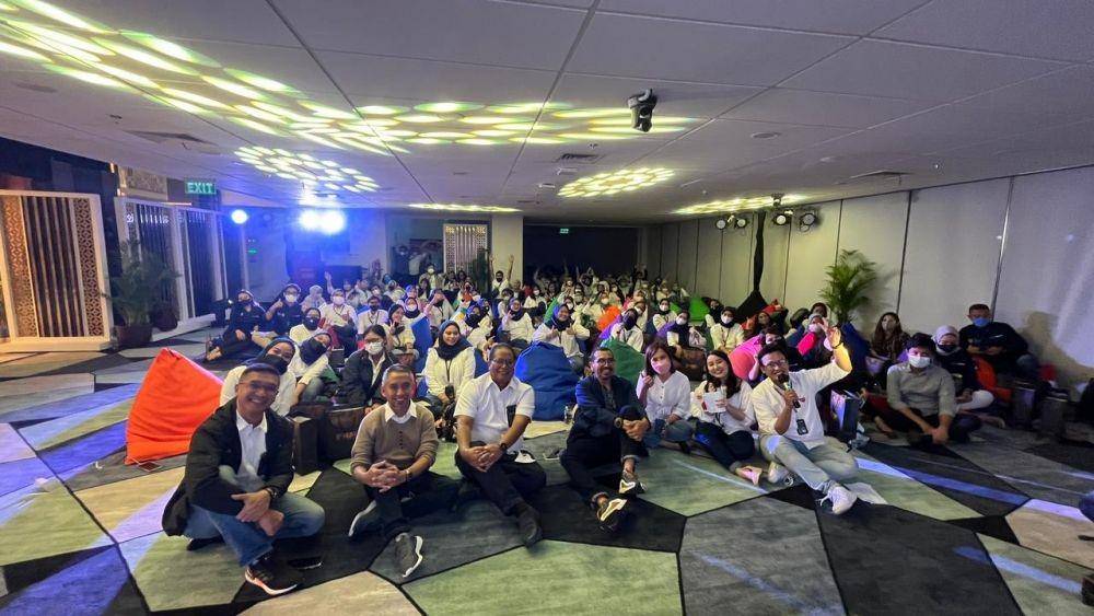PNM menggelar Millennials Gathering 2022 dengan mengusung tema #BangAryaBERBEDA (Berbuka Bersama Anak Muda) di Menara PNM, Jakarta, Rabu (13/4). (Dok. PNM)