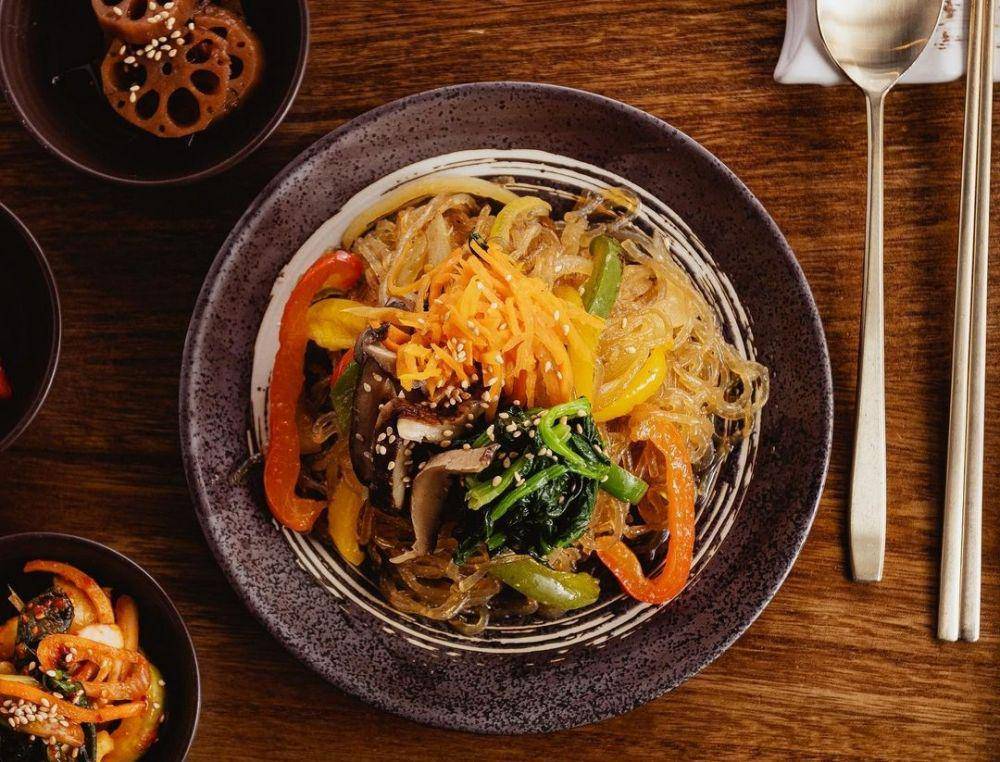 japchae atau soun goreng korea (instagram.com/surawien)