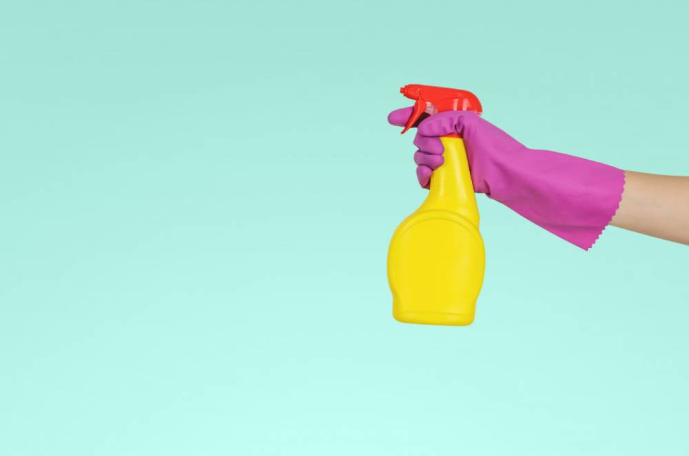 ilustrasi membersihkan ruangan (unsplash.com/JESHOOTS.COM)