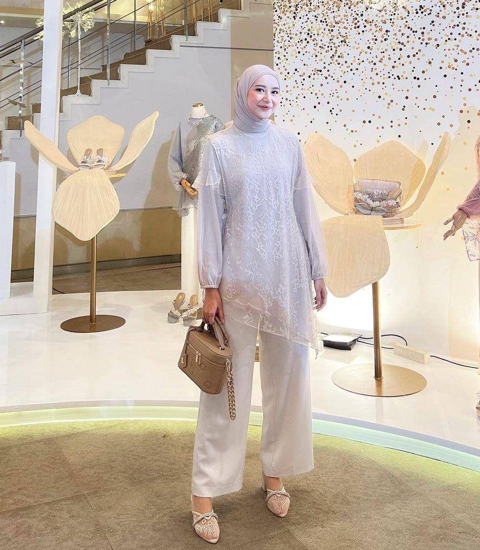 style tunik lebaran (instagram.com/bahjatina)