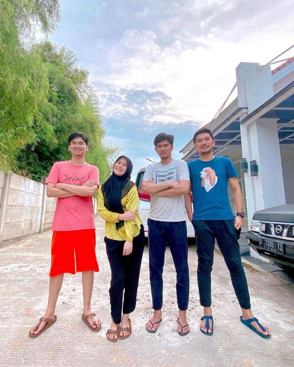 Ryana Dea dan saudara (instagram.com/ryana_dea)