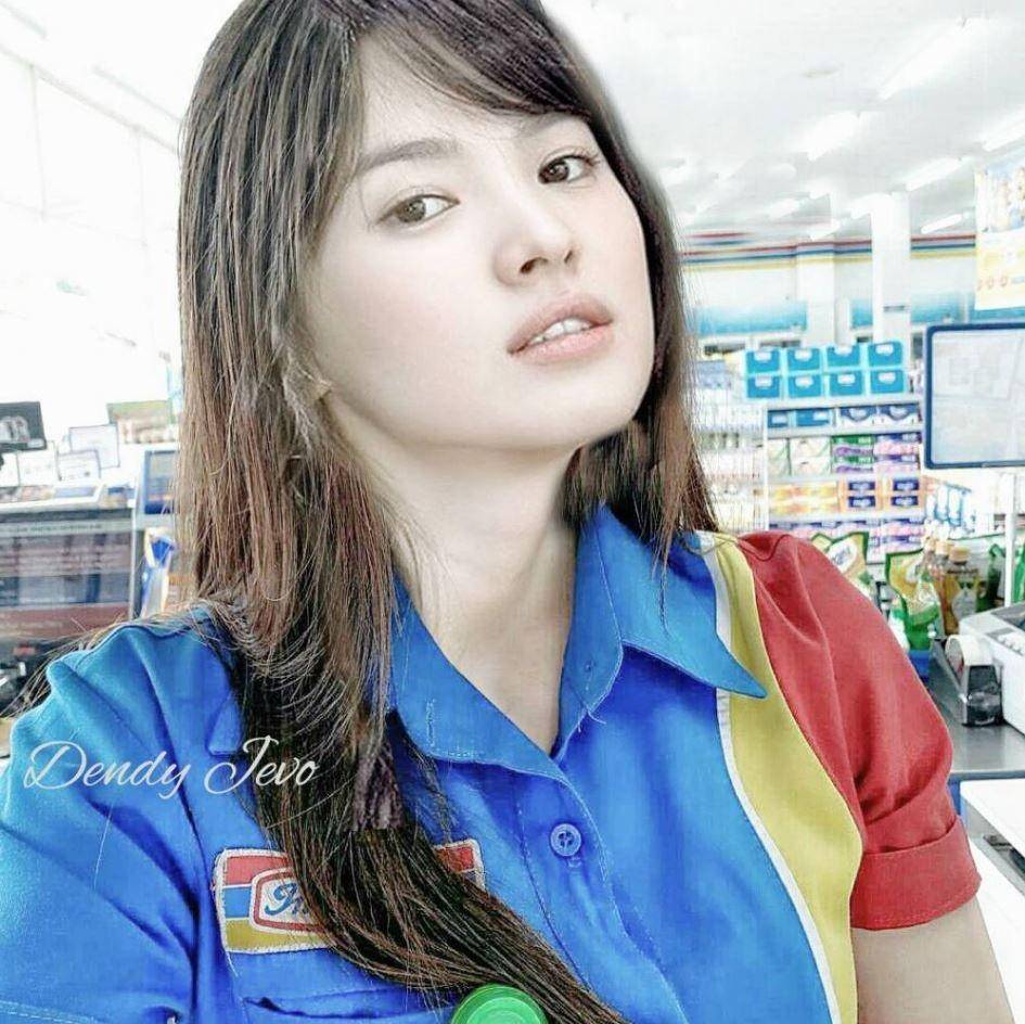 foto editan artis Korea jadi kasir (instagram.com/zepang_)