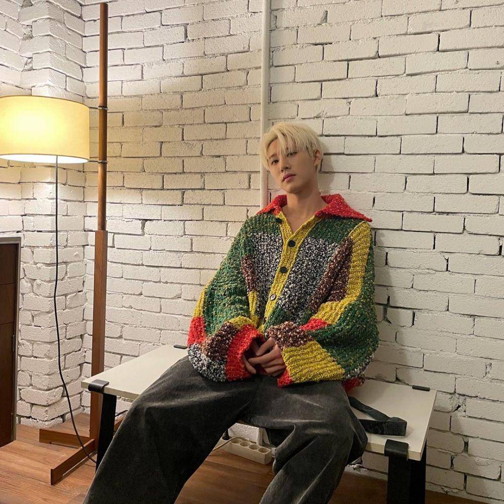 Gaya busana B.I (Instagram.com/shxx131)
