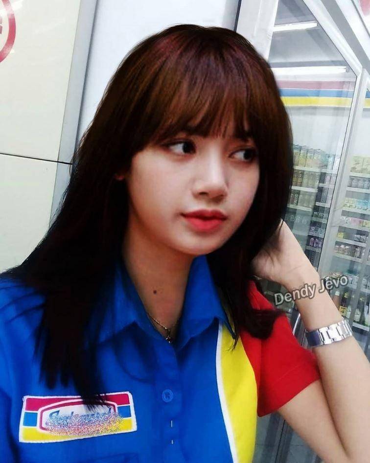 foto editan artis Korea jadi kasir (instagram.com/zepang_)