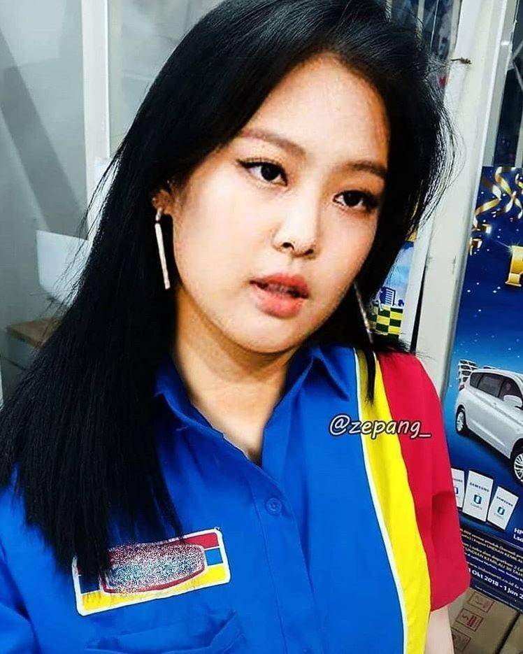 foto editan artis Korea jadi kasir (instagram.com/zepang_)