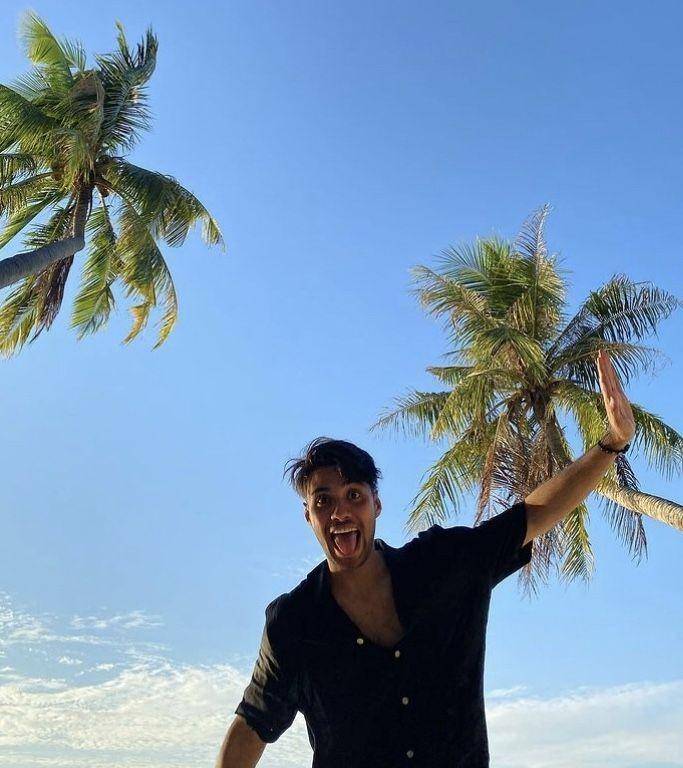Refalhady (instagram.com/refalhady)