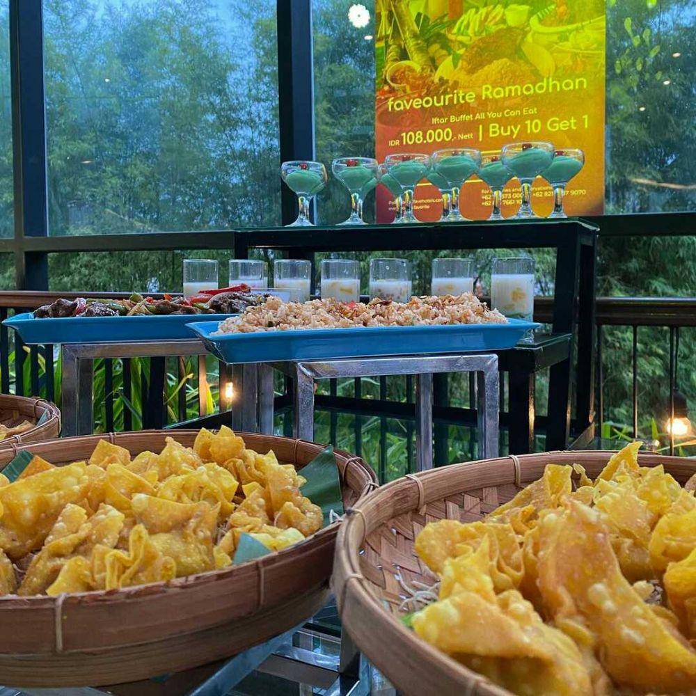 Lime Resto (instagram.com/favehotel_palembang)