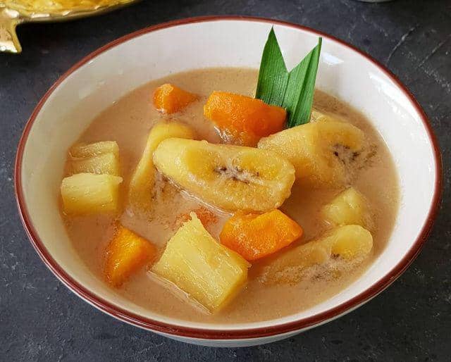 kolak pisang ubi (instagram.com/fen.z)