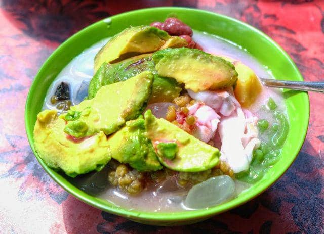 es campur (instagram.com/verajj)