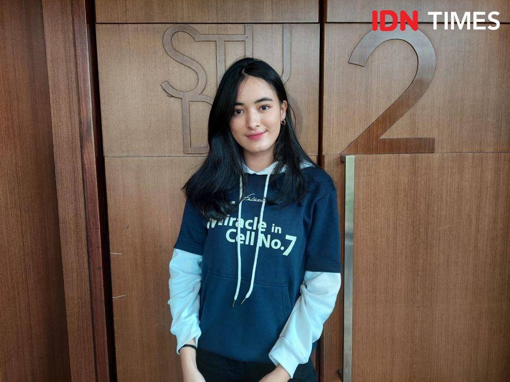 Mawar De Jongh di Showcase Falcon Picture pada Kamis 14/4/2022 (IDN Times/Erfah Nanda)