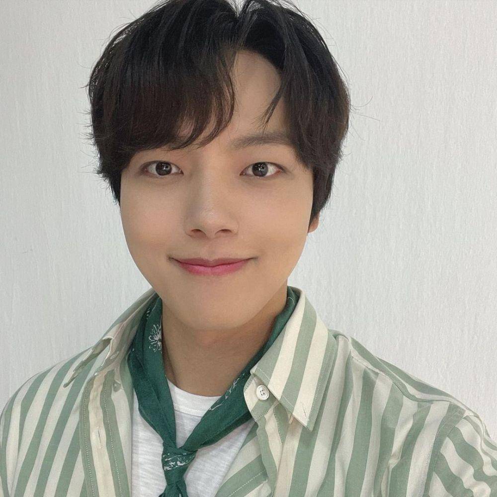 Yeo Jin Goo (instagram.com/yeojin9oo)