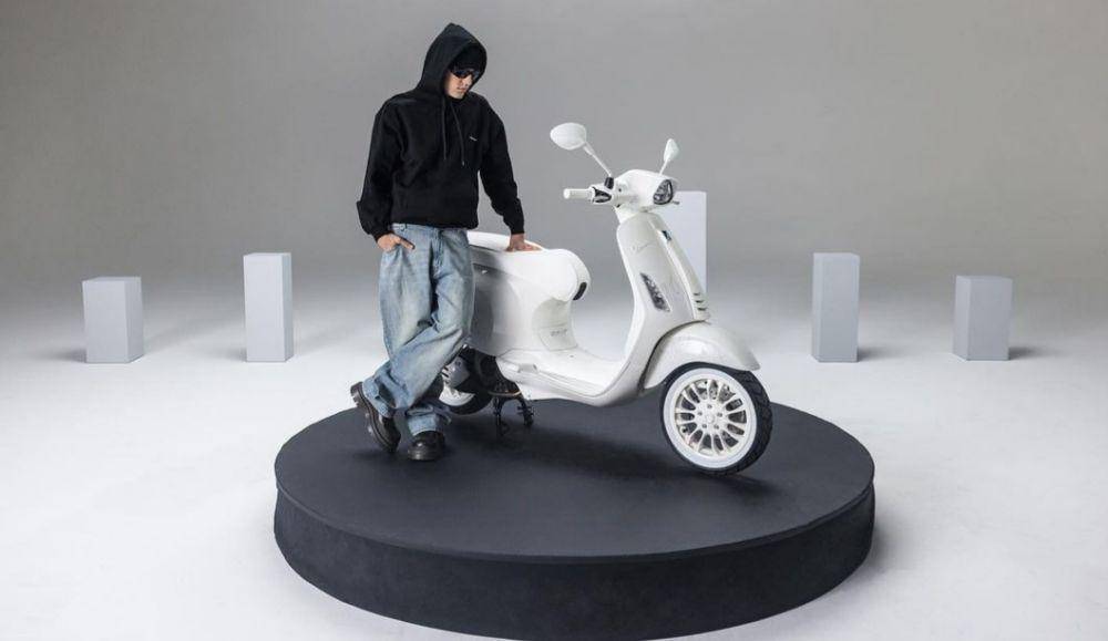 potret Vespa edisi khusus Justin Bieber (instagram.com/jbsuportebr)