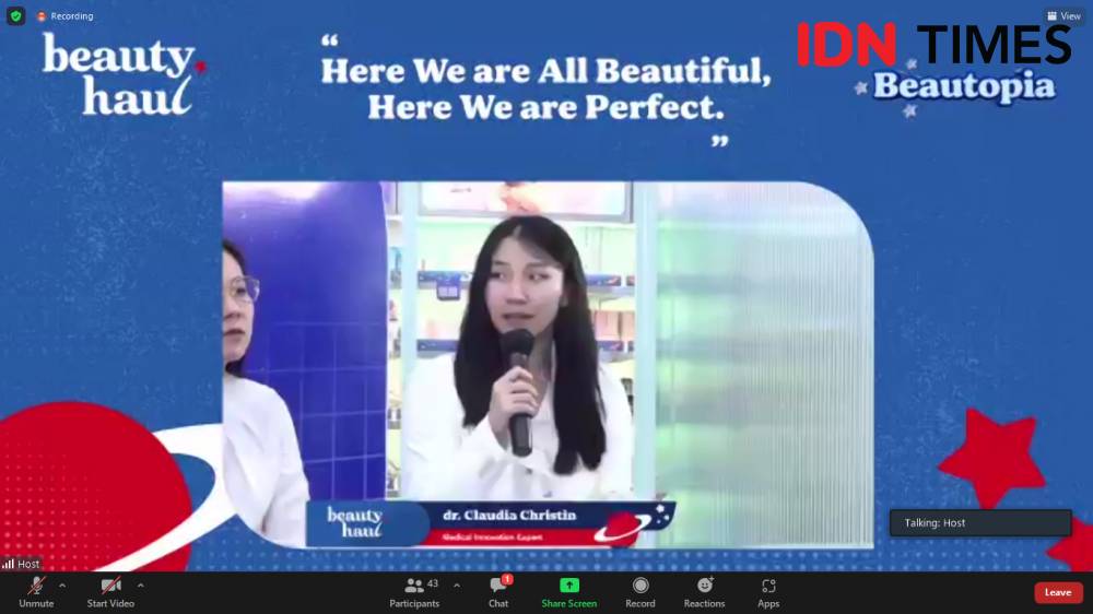 Press Conference BeautyHaul Beautopia: Here We are All Beautiful, Here We are All Perfect. Jumat (15/4/2022) IDN Times/Dela Anggraini
