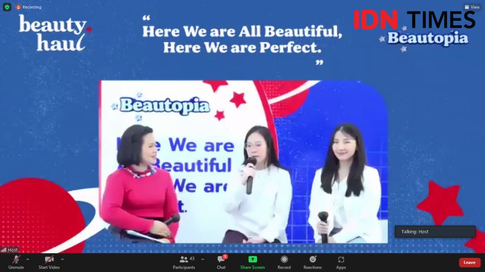Press Conference BeautyHaul Beautopia: Here We are All Beautiful, Here We are All Perfect. Jumat (15/4/2022) IDN Times/Dela Anggraini