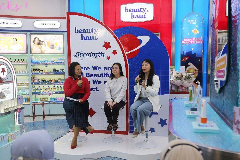Press Conference BeautyHaul Beautopia: Here We are All Beautiful, Here We are All Perfect (doc.BeautyHaul)