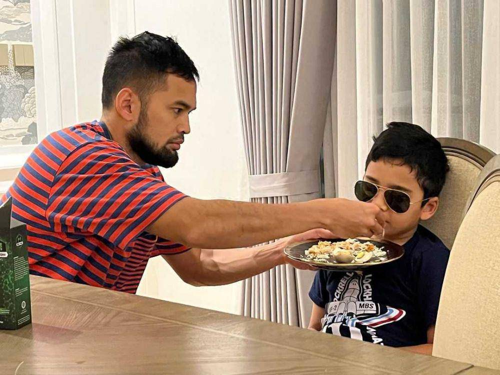 potret Adam (instagram.com/teukuwisnu)