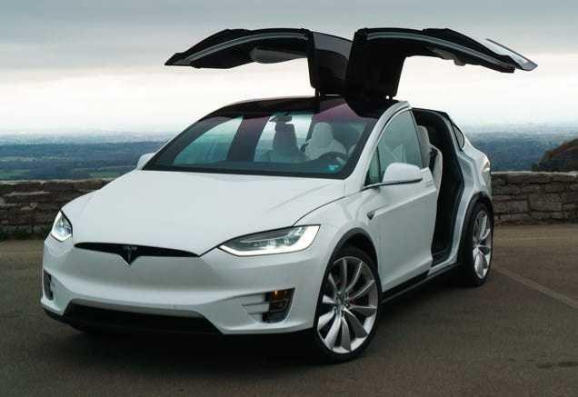 7 Fakta Tesla Model X, Punya Fitur Super Canggih
