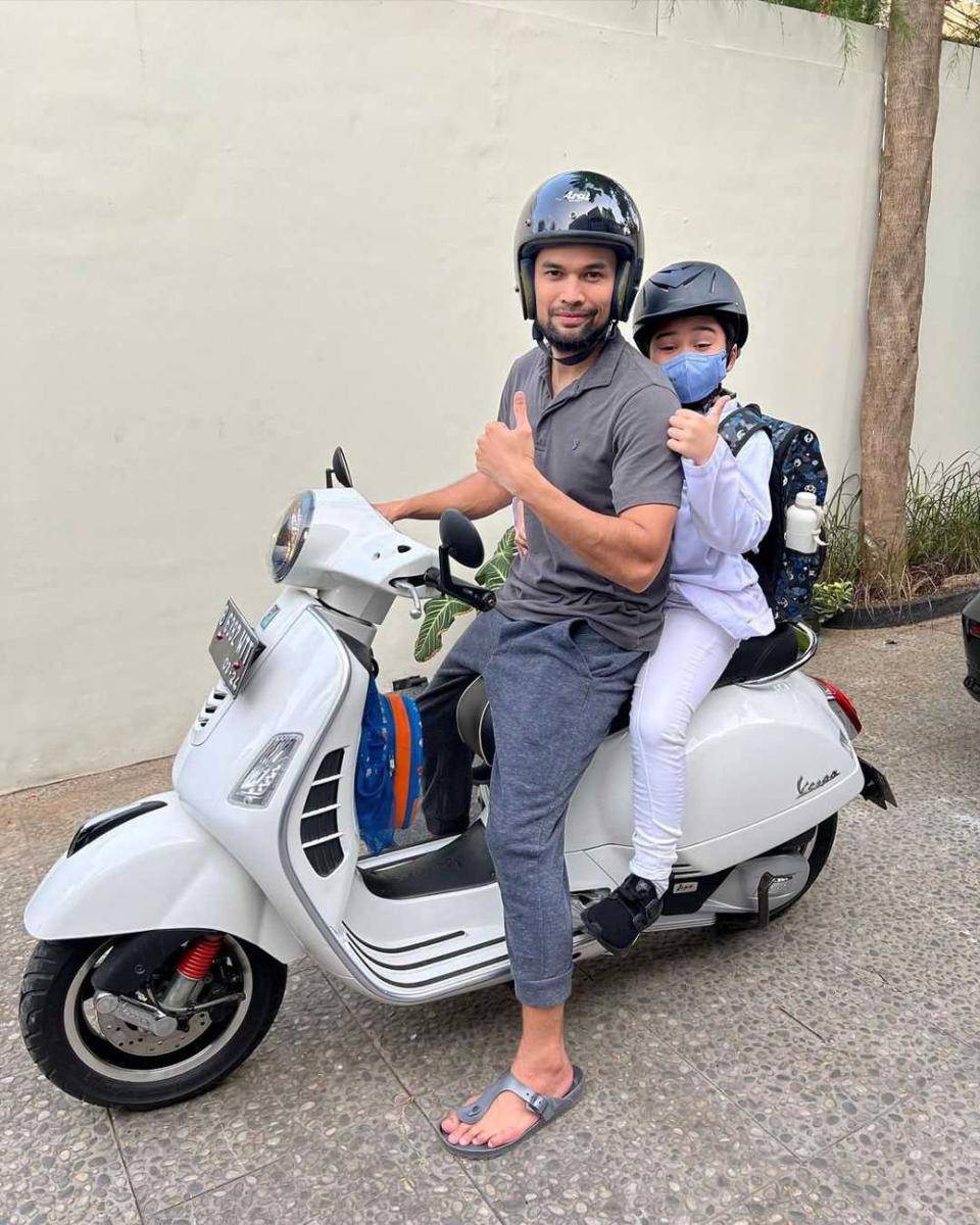 potret Adam (instagram.com/teukuwisnu)