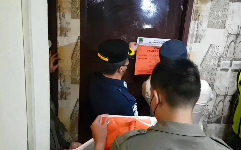 Puluhan THM disegel karna masih beroprasi di bulan ramadhan. (Dokumen Satpol PP Kabupaten Bekasi)