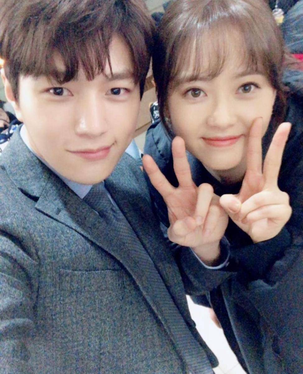 Kim Myung Soo dan Go Ah Ra (instagram.com/ara_go_0211)