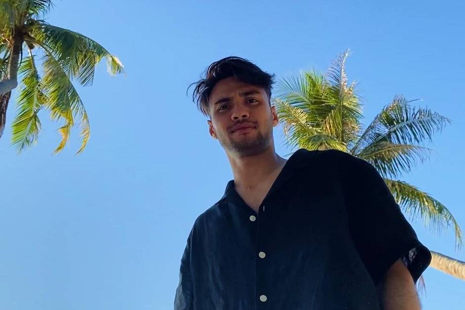 Potret Liburan Refal Hady (Instagram.com/refalhady)