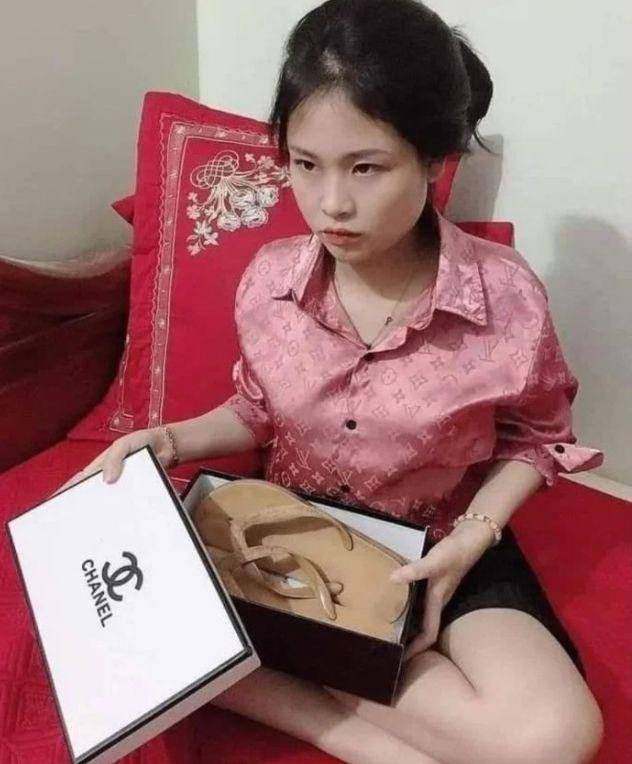aksi absurd biar kelihatan sultan (instagram.com/wkwklandreal)