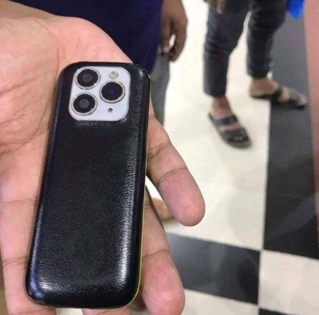 aksi absurd biar kelihatan sultan (instagram.com/sukijan)