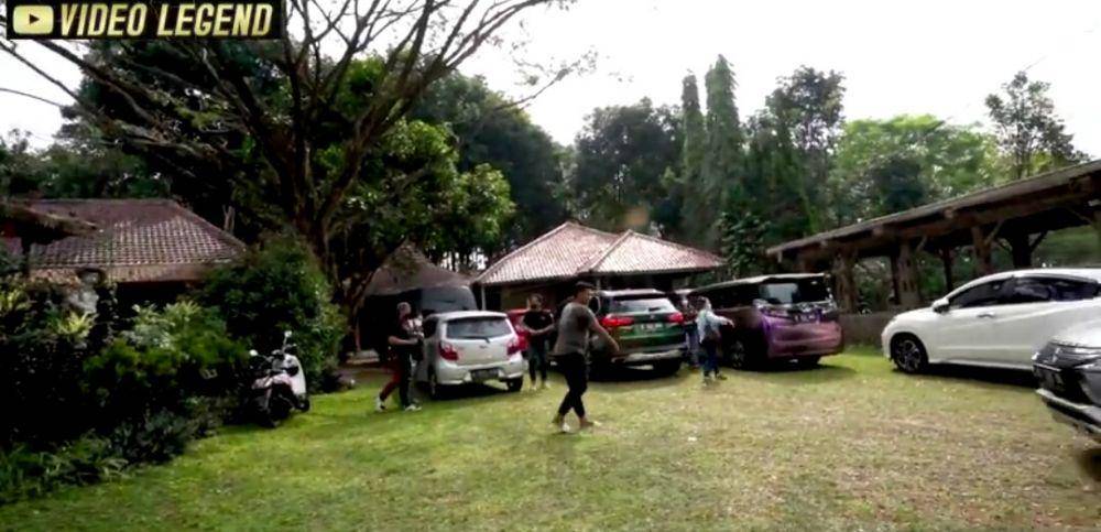 vila Ahmad Dhani (youtube.com/Erix Soekamti)