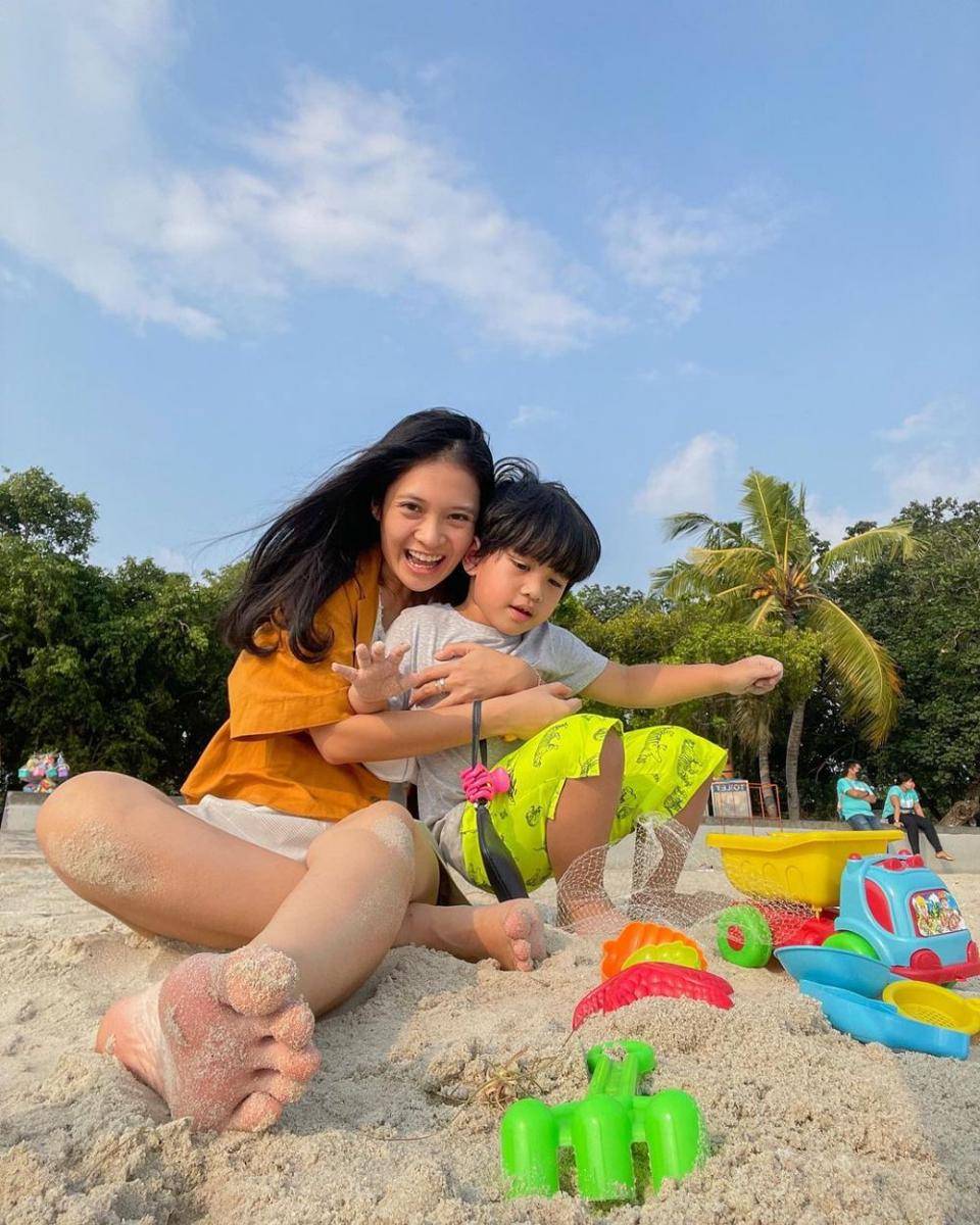 potret Vinessa Inez dan putranya (instagram.com/vinessainez)