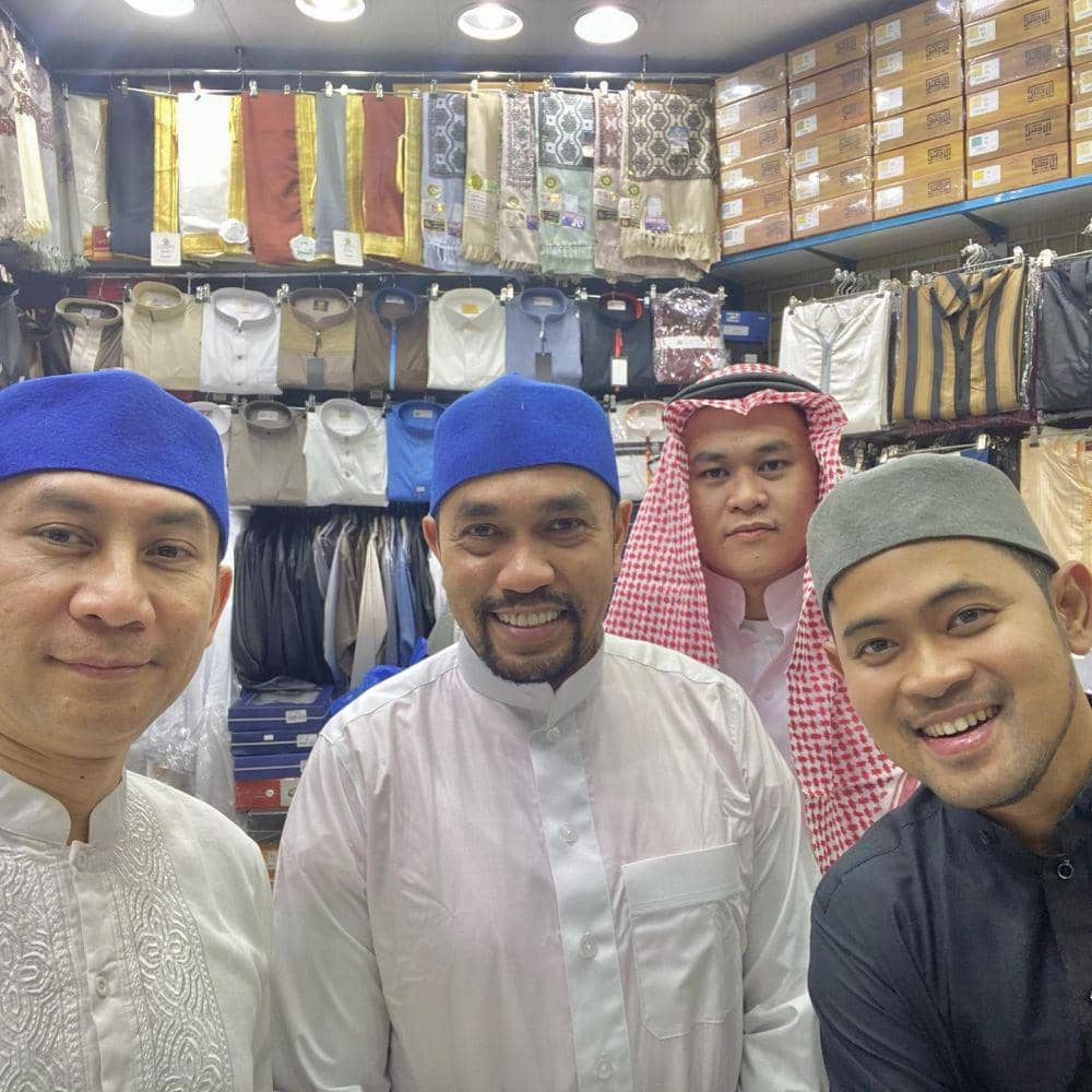 potret Gilang Widya dan Shandy Purnamasari di Mekkah (instagram.com/ahmadsahroni88)