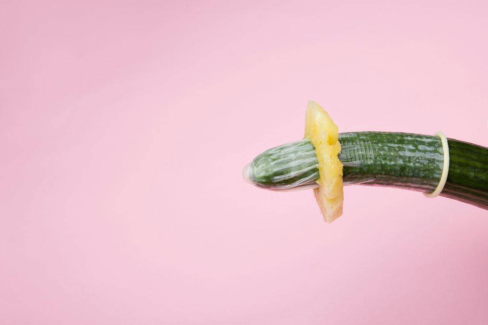 ilustrasi penis memakai ring penis (unsplash.com/Deon Black)