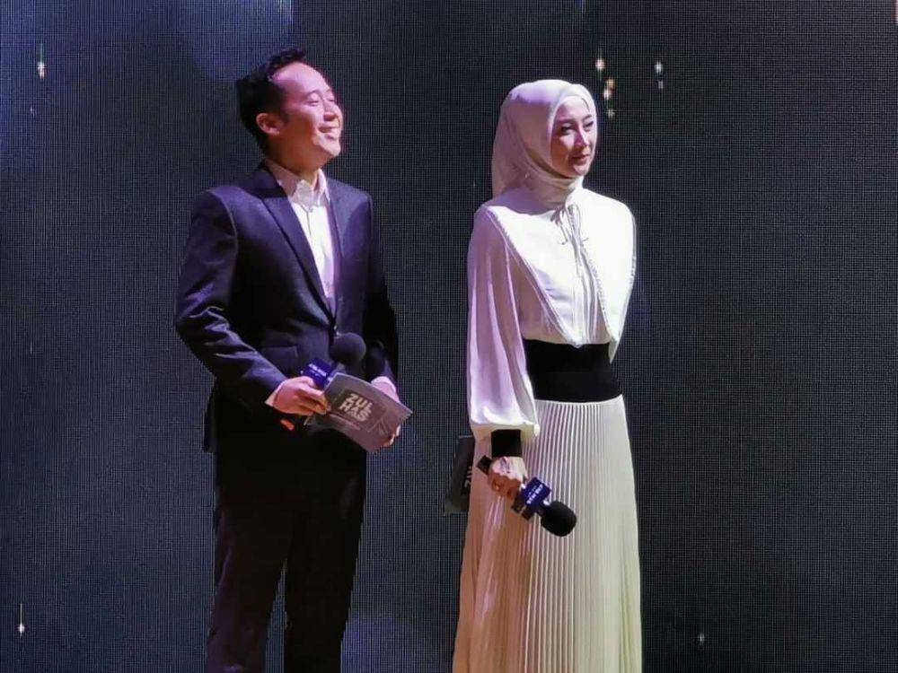 potret Desy Ratnasari (instagram.com/desyratnasariterdepan)