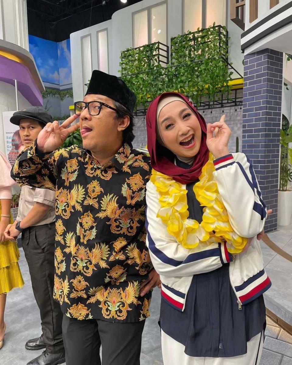 potret Desy Ratnasari (instagram.com/desyratnasariterdepan)