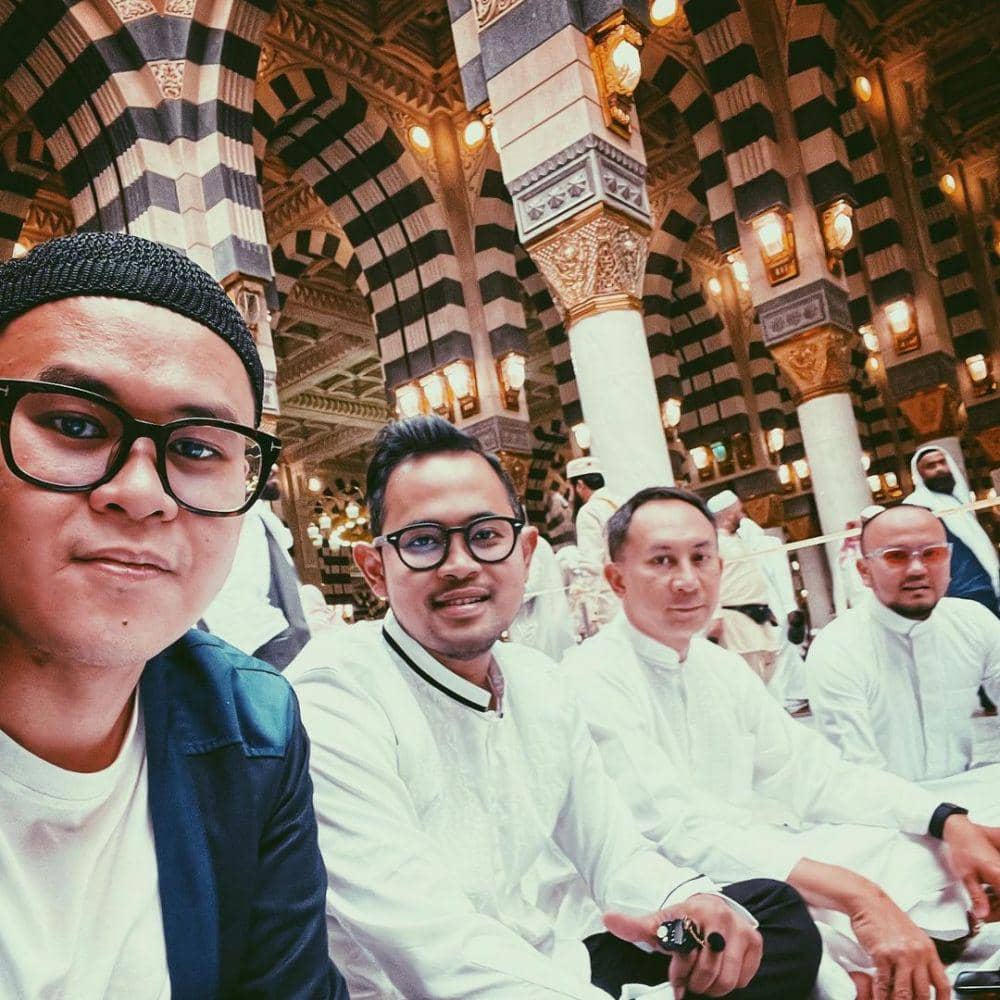 potret Gilang Widya dan Shandy Purnamasari di Mekkah (instagram.com/imanlagi)