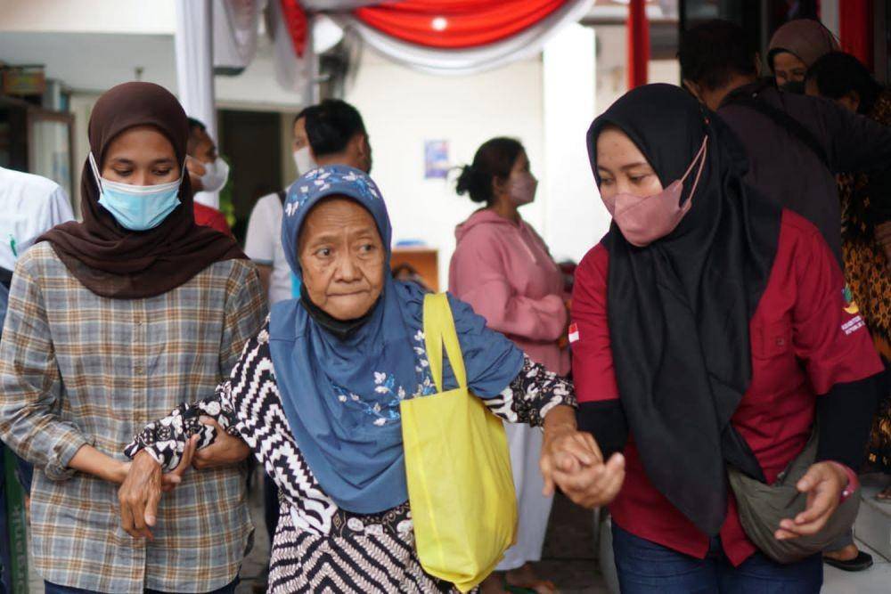 Kemensos salurkan bansos tunai di Surabaya/dok Kemensos
