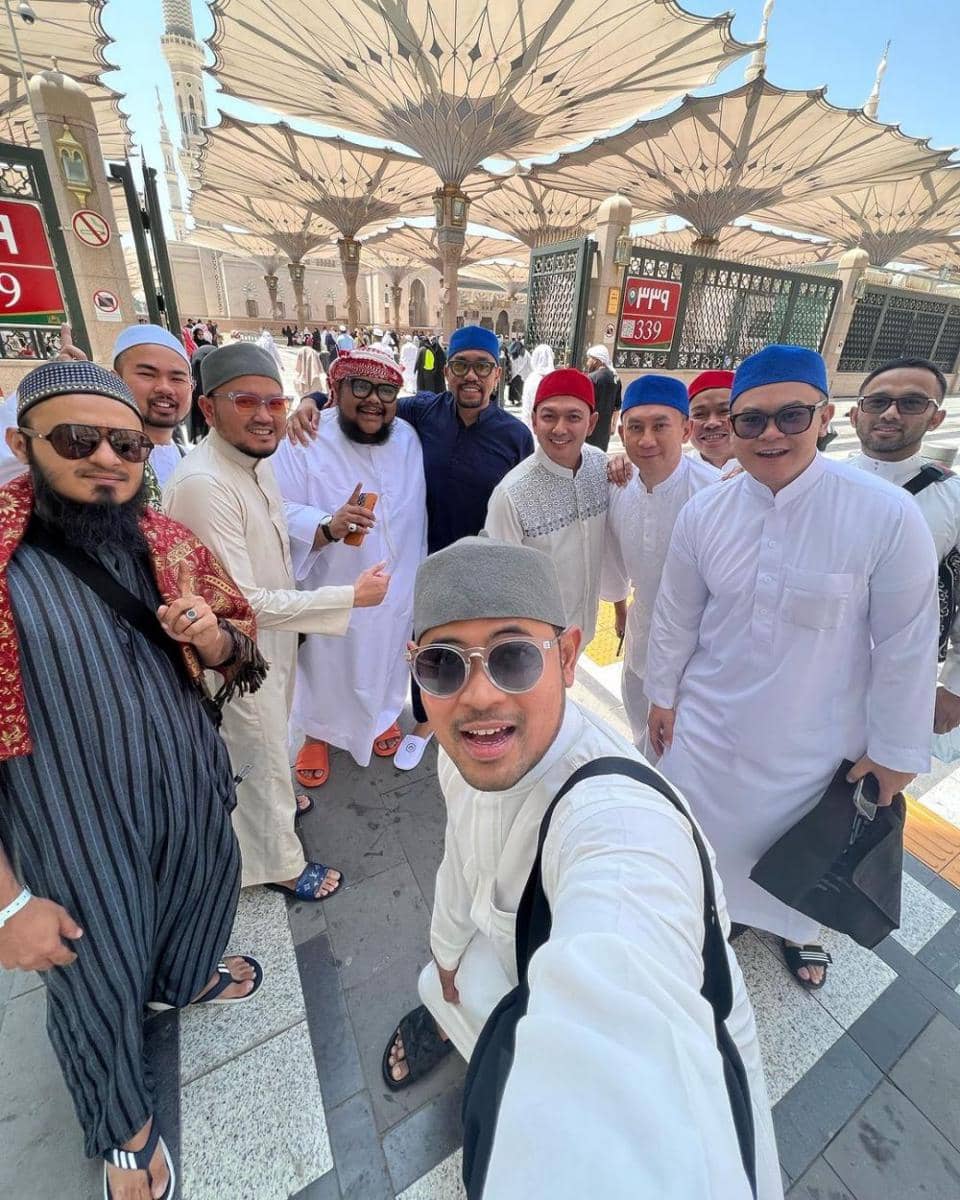 potret Gilang Widya dan Shandy purnamasari di Mekkah (instagram.com/juragan_99)