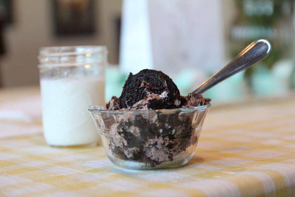 ilustrasi ketan susu oreo (unsplash.com/Natilyn Hicks (Aubrey Hicks Photography)