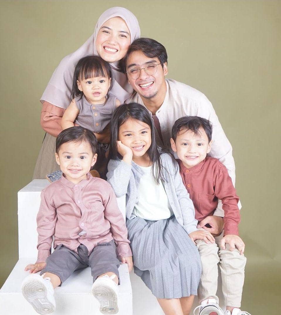 potret Rick Harun dan keluarga (instagram.com/rickyharun)