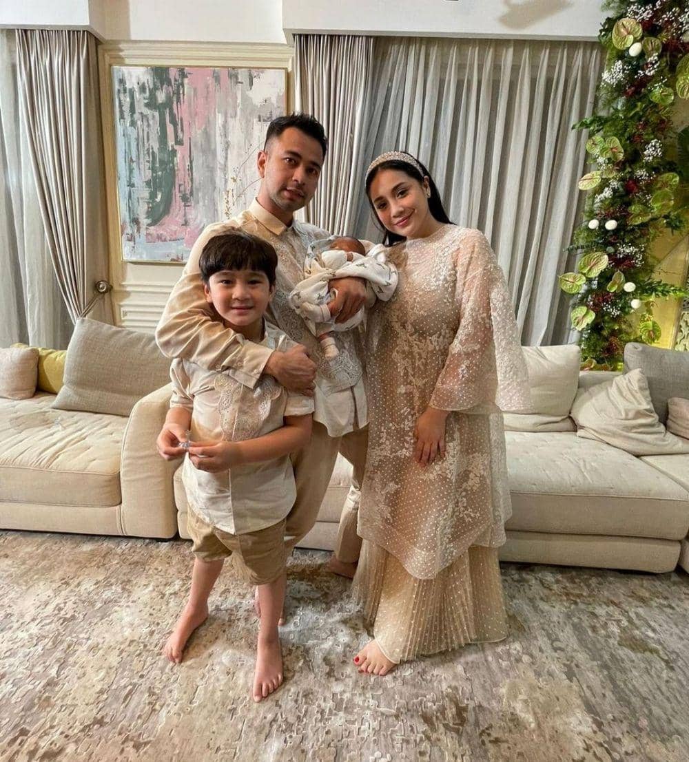 potret Raffi Ahmad dan keluarga (instagram.com/raffinagita1717)