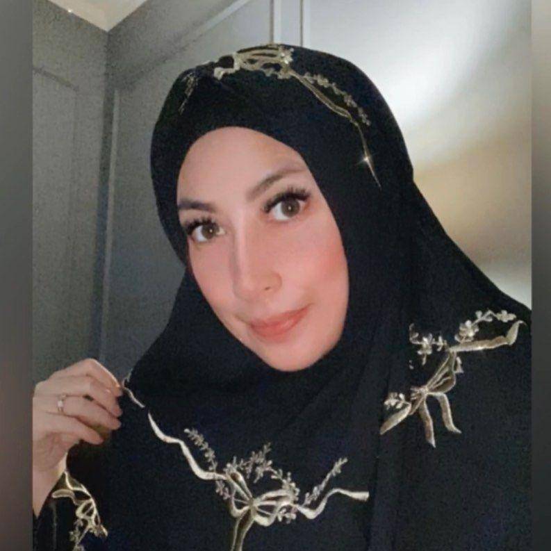 Annisa Trihapsari (nstagram.com/hapsarianissa29)