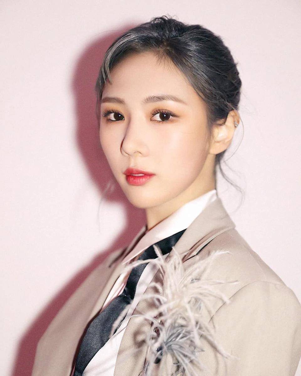 potret Yoohyeon Dreamcatcher (instagram.com/hf_dreamcatcher)