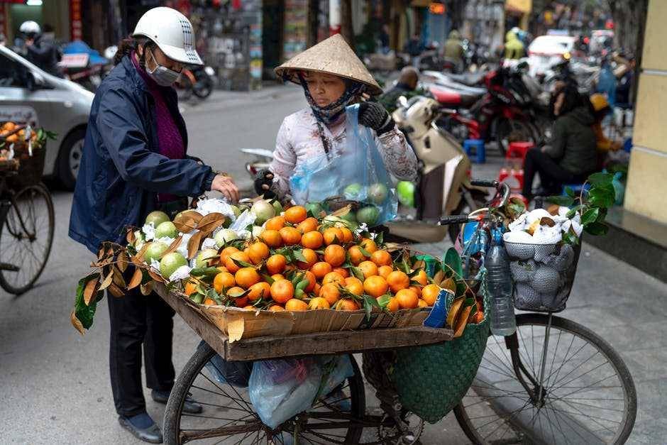 potret kegiatan jual beli (pexels.com/Quang Nguyen Vinh)