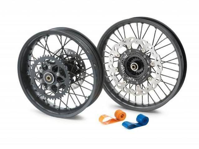 www.motorbiscuit.com