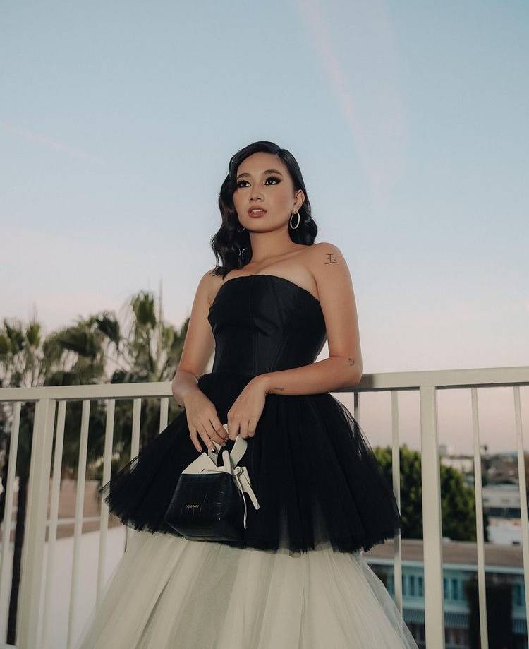 potret niki zefanya dengan rambut hitam (instagram.com/nikizefanya)